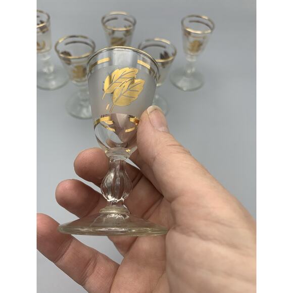 Mid Century Vintage Libbey Shot Glasses, Set Of Six, Frosted With Gold Leaf - Picture 3 of 9